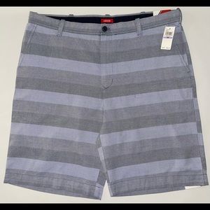 IZOD mens shorts grey size 38